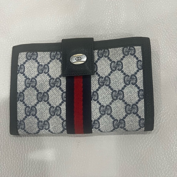 GUCCI Vintage GG Plus French Wallet - Picture 1 of 9